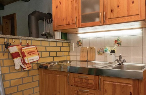 Neustadt/Harz House | Spacious Bungalow in Neustadt Germany with Garden