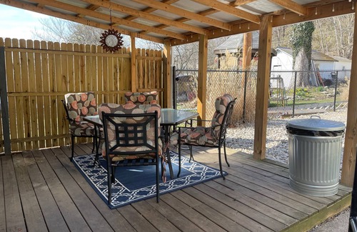 Madison House | Spacious Bungalow in Downtown Madison!