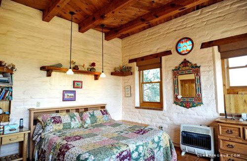 Tyrone House | Spacious Cabin Rental with Beautiful Mountain Views near Pinos Altos, New Mexico