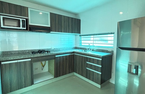 Tubara Cabin | Spacious cabin with pool and kiosk in Palmarito