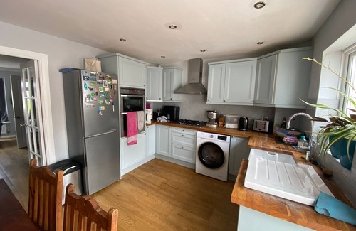 Montpelier Apartment | Spacious & Central 2BD House - Brighton!