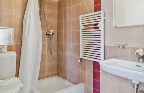 Hottingen Apartment | Spacious Central Apartments HOTING