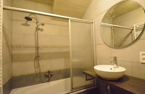 The Ardennes Ski Chalet | Spacious Chalet in Vielsalm with Garden