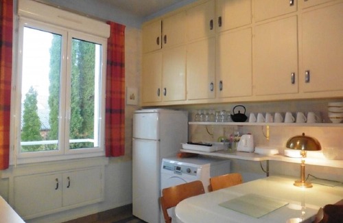 Saints House | Spacious charming Villa * near Paris Disney. Countryside.Patio. Great comfort.