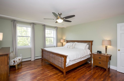 Chester House | Spacious Chester Village House, 4 Bedrooms, 2.5 Baths