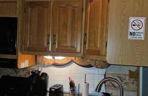 Port Malabar Apartment | Spacious Clean RV Camper
