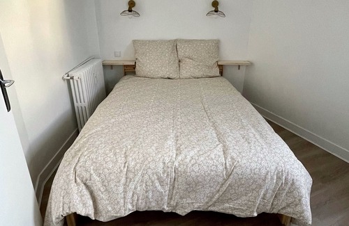 Le Kremlin-Bicetre Apartment | Spacious cocoon at the gates of Paris