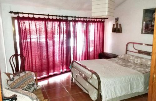Quesada House | Spacious comfortable house in Quesada with balcony