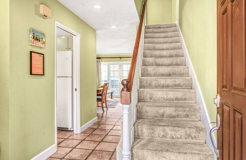 Avalon Condo | Spacious Condo in Sol Vista with golf cart & pool