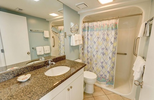 Orange Beach Condo | Spacious condo, light and airy, with a beach feel! Windward Pointe 904, Gulf Front 3 BR 2 BA, WP904