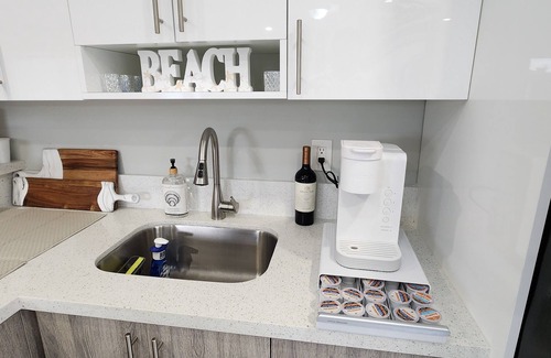 Surfside Apartment | Spacious Condo on the Beach!