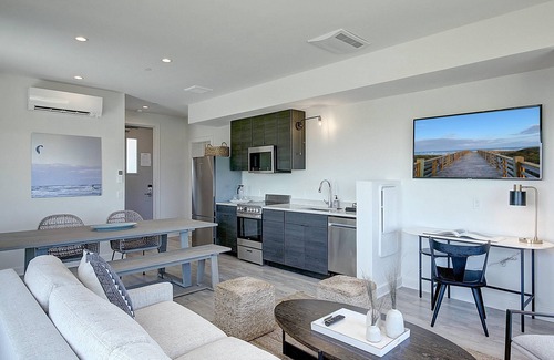 Corpus Christi Condo | Spacious Condo- Private Walkable Beach Access, On-site Pool