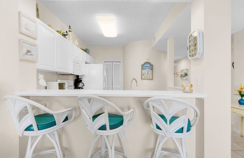 Fort Walton Beach Condo | ✨Spacious Condo~Lazy River ~GULF VIEWS~2BR+Bunks Destin West Gulfside #304