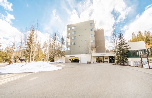 Keystone Condo | Spacious Condo w/Mountain Views from Private Balcony, 4 Mins Drive to Resort