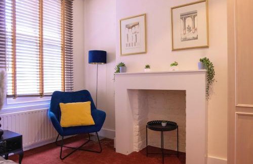 Fulham Broadway Apartment | Spacious Cosy Central London Home - Fulham Prime Location