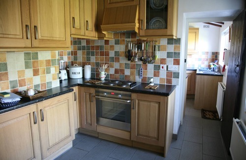 Solva Cottage | Spacious, cosy home on the Pembs coastal path, close to St. Davids and beaches