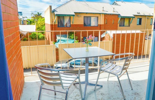 Perth Apartment | Spacious & Cosy Self-Contained Apartment