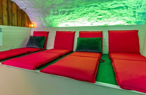 Harze Cottage | Spacious Cottage in Harzé with Garden and Barbecue