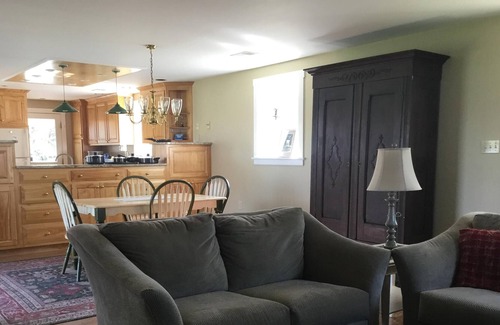 Leesburg House | Spacious Cottage On 600 Acre Farm