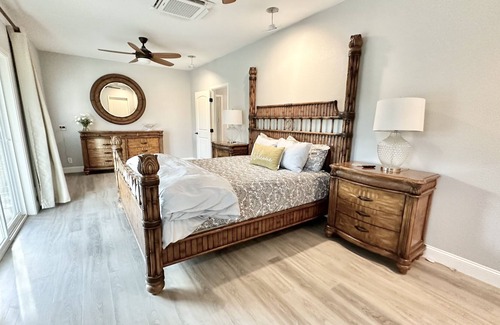 Winters Other | Spacious Country home...hot tub & huge pool!