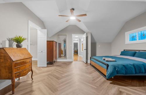 Plantsville House | Spacious Cozy 3 Bed 2 Bath