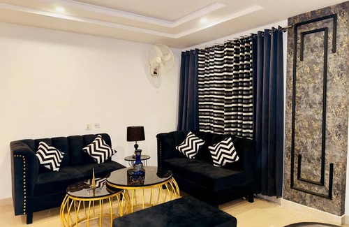 Bahria Town Apartment | Spacious ,cozy modern elegant