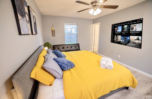 Watauga House | Spacious - Cozy - Prime Location - Welcoming Home