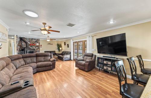 Mission Hills House | Spacious Desert Getaway!