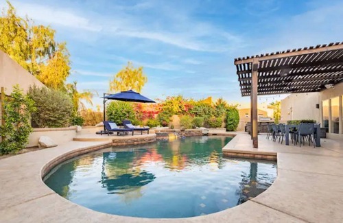 Bermuda Dunes House | Spacious Desert Retreat Perfect for Groups/Family