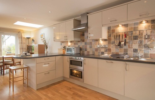 Perranporth Apartment | Spacious, detached, holiday home with sea views!
