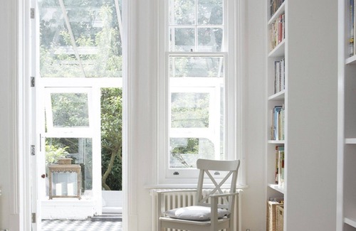 St. Leonard's House | Spacious Detached London Family Home (sleeps 10-11)