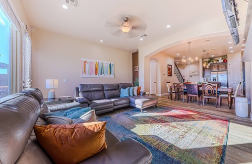 Washington House | Spacious dog-friendly townhome with Ping-Pong, pool, hot tub, & sunset views