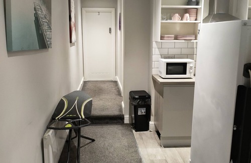 Anfield House | Spacious Double Bedroom 13-Minute Walk from Anfield