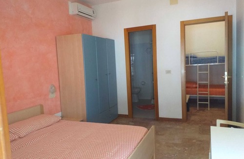 Pineto Bed & Breakfast | Spacious double room by the sea