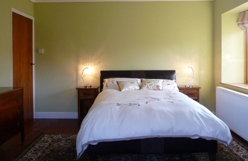 Windermere House | Spacious, Easy Walk to Windermere or Bowness, Large Garden, Off Street Parking