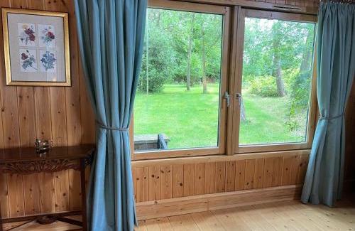 Pitchcombe Apartment | Spacious eco-energy timber barn in Chadbury