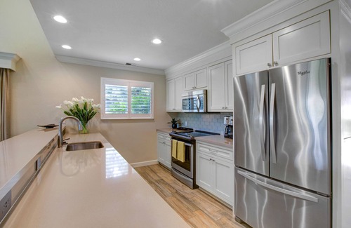 Napa Condo | Spacious Elegance Where Sunset Meets Fairway