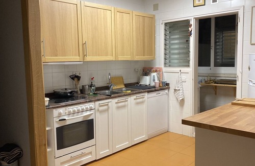 Vilanova I la Geltru Apartment | Spacious fully renovated apartment in luxury residence facing the beach