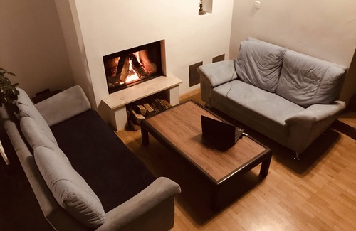 Ljubljana Bed & Breakfast | Spacious family room with bath