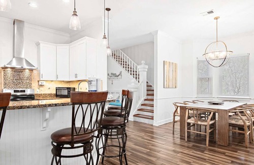 Sugarwood Beach House | Spacious Family Home, Private Pool, 6-Seater Golf Cart! ~ Heartbeat of Seagrove