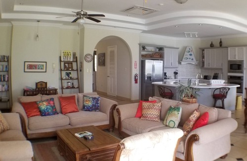 Black Rock Apartment | Spacious, Family Friendly, Top Floor, 3 Bedroom Apartment on the Beach