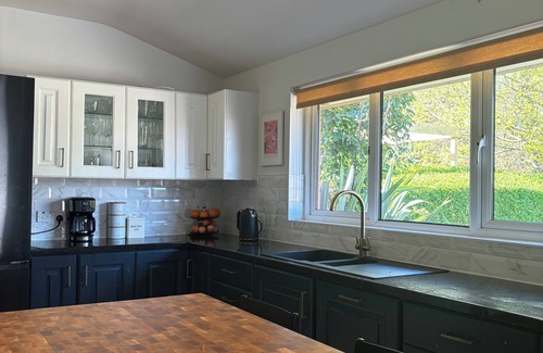 Belfast House | Spacious family-friendly & pet-friendly Victorian home in bustling east Belfast