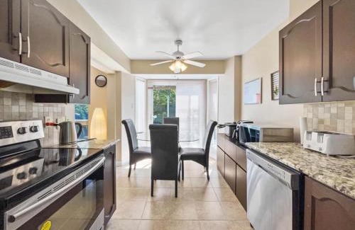 Ottawa Division House | Spacious Family Home Close to Downtown- King Bed-