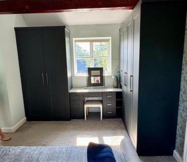 Lichfield House | Spacious family home in Lichfield