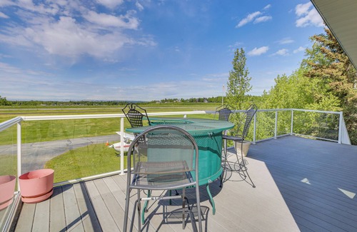 Huffman - O' Malley Cottage | Spacious Family Home w/Deck + Million-dollar View