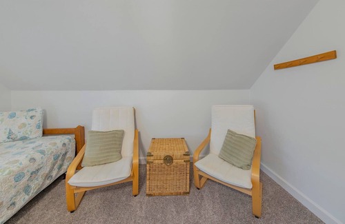 Fort Morgan House | Spacious Family House Near the Beach & hot tub