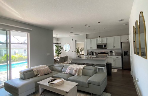 North Port House | SPACIOUS family house, North Port with POOL/SPA, SECLUDED