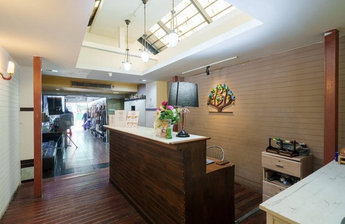 Lak Si House | Spacious Family Retreat | Close to Khaosan Fun