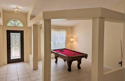 Vero Beach House | Spacious Family Retreat - Pet Friendly