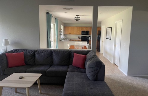 Homestead I HOA House | Spacious Family Retreat – Close to Everything!